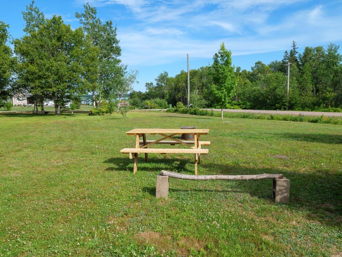 Tracadie Cottages York Экстерьер фото
